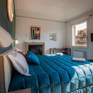 Residenza Benizzi In The Heart Of Gasthuis Florence